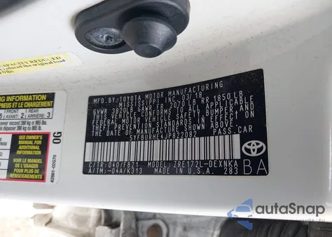 2018 Toyota Corolla Le из США, поврежденный, VIN 5YFBURHE4JP822082